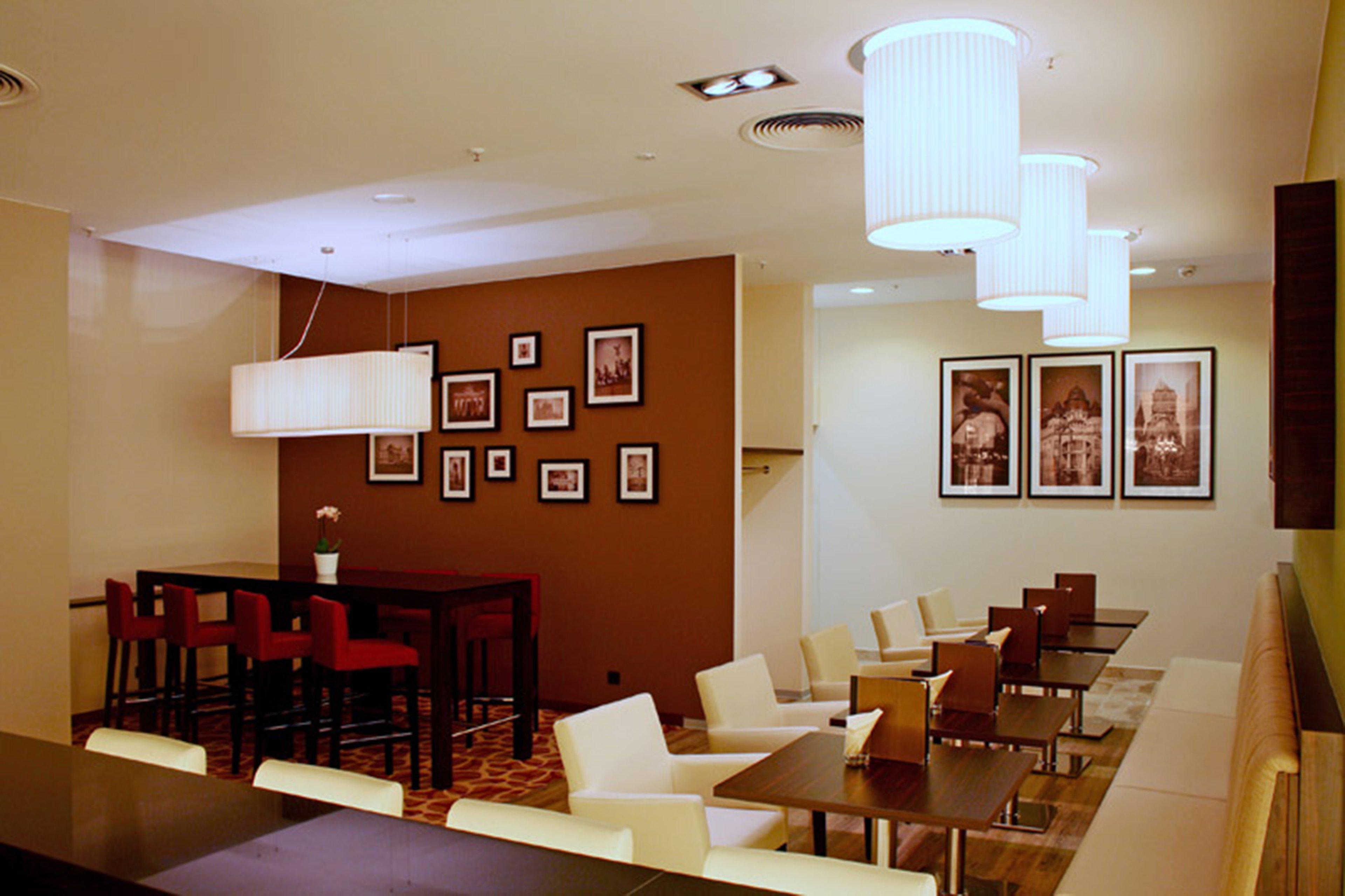 คราวน์ พลาซา เบอร์ลิน ซิตี้เซ็นเตอร์ Hotel ภายนอก รูปภาพ