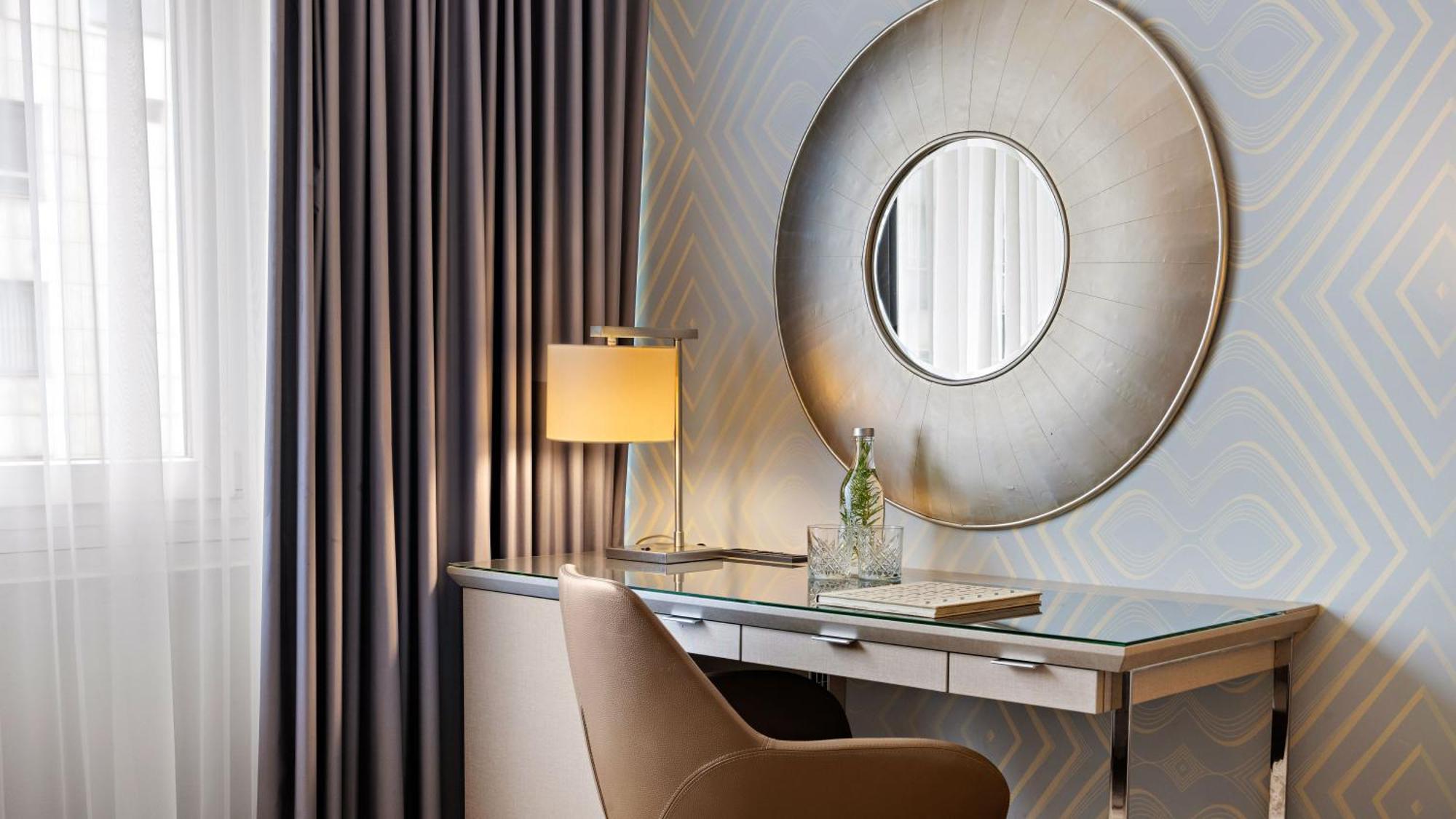 คราวน์ พลาซา เบอร์ลิน ซิตี้เซ็นเตอร์ Hotel ภายนอก รูปภาพ