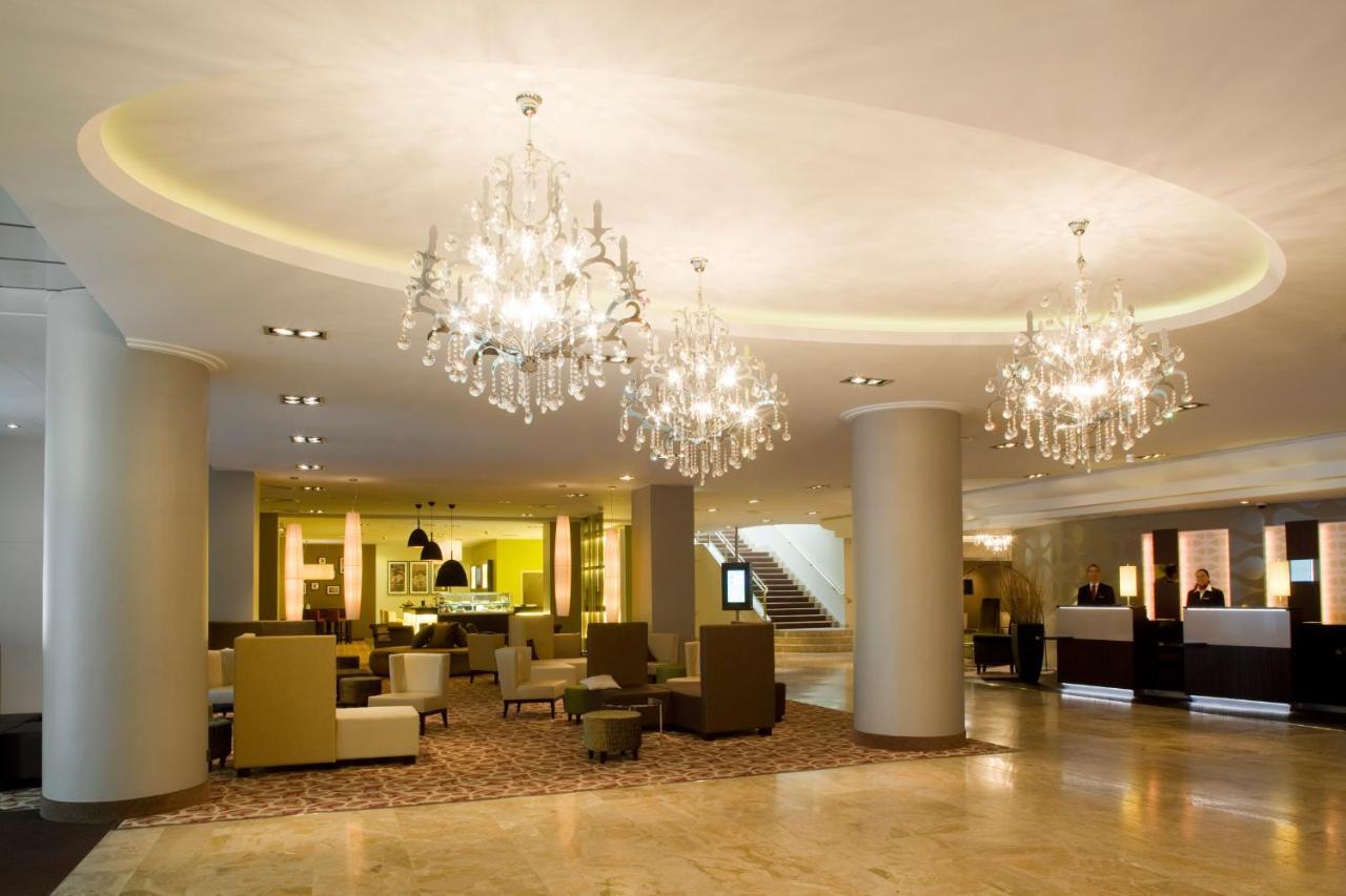คราวน์ พลาซา เบอร์ลิน ซิตี้เซ็นเตอร์ Hotel ภายนอก รูปภาพ